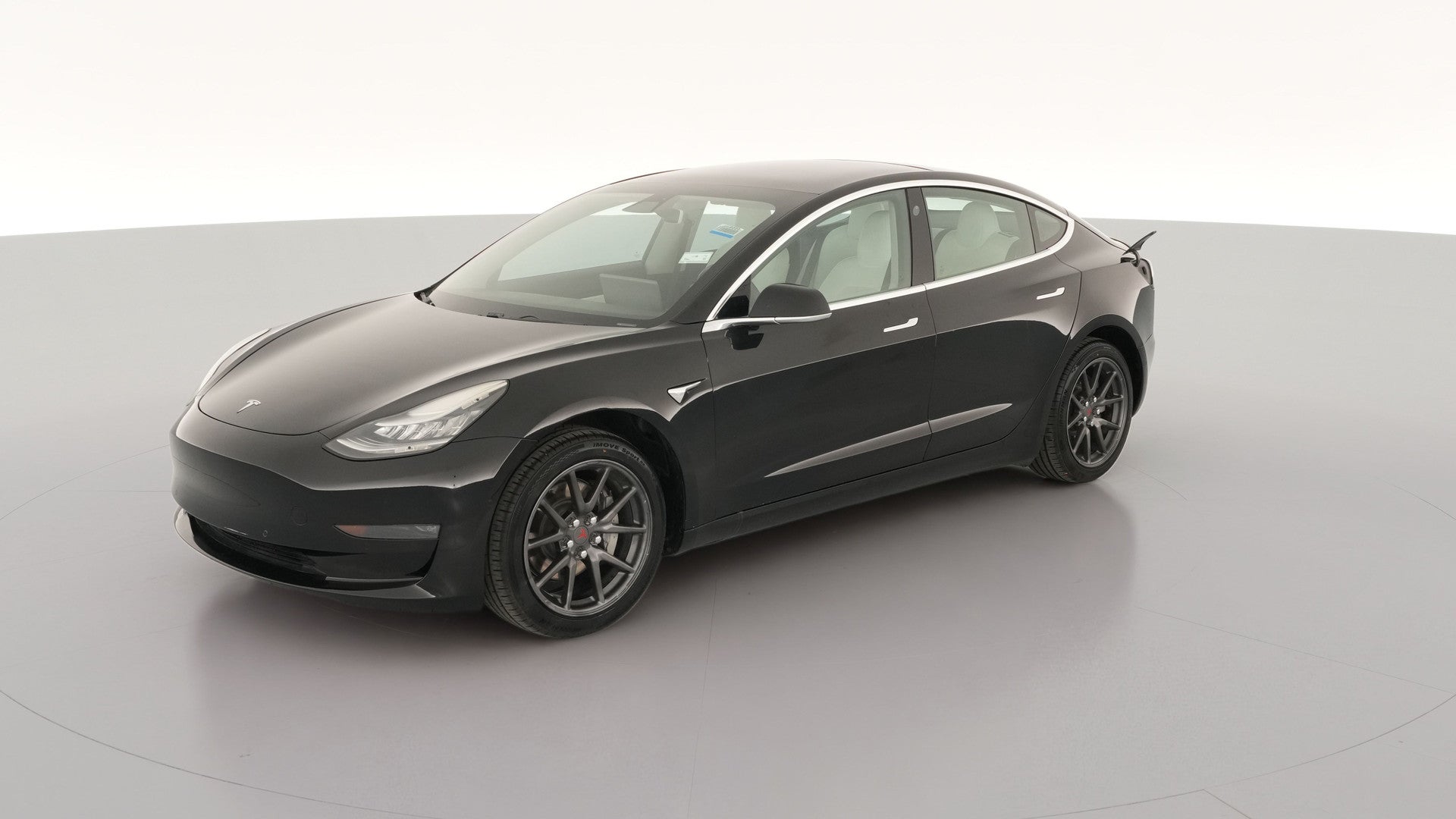 2019 Tesla Model 3 vehicle photo
