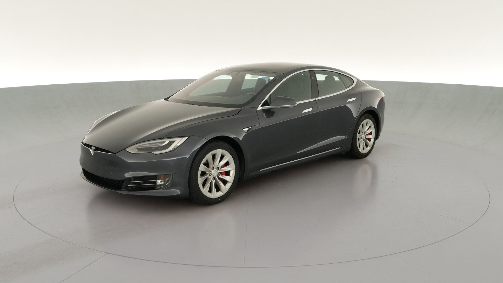 2018 Tesla Model S vehicle photo