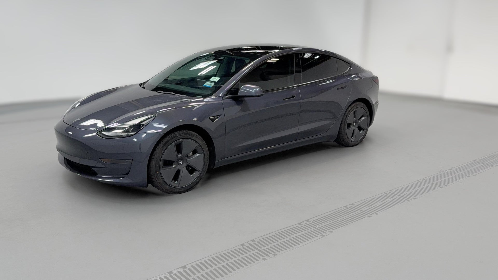 2021 Tesla Model 3 vehicle photo