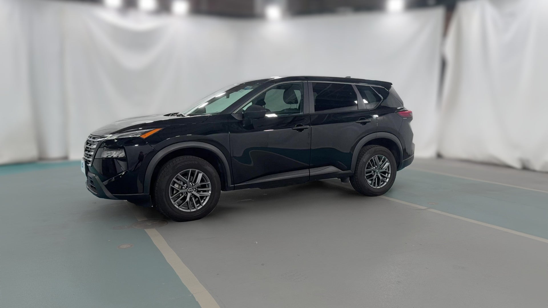 2024 Nissan Rogue vehicle photo