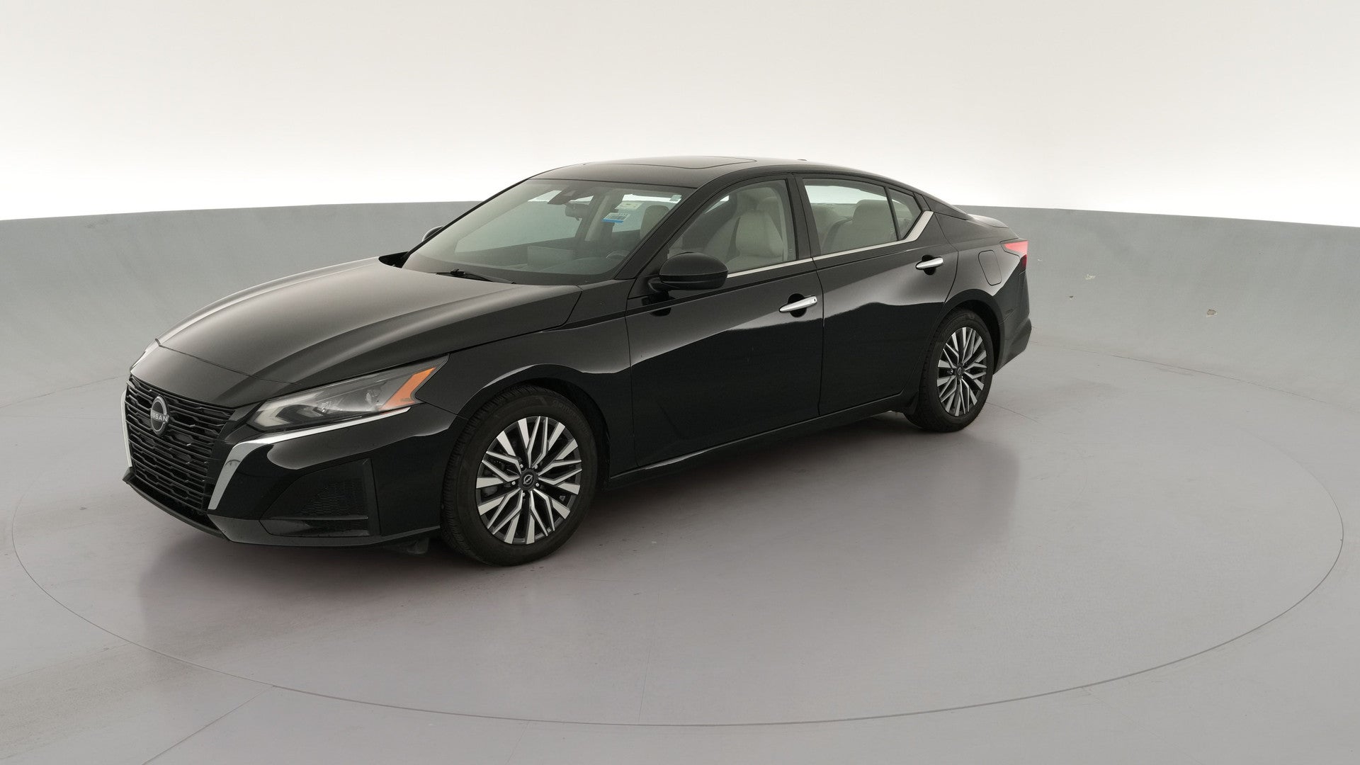 2023 Nissan Altima vehicle photo