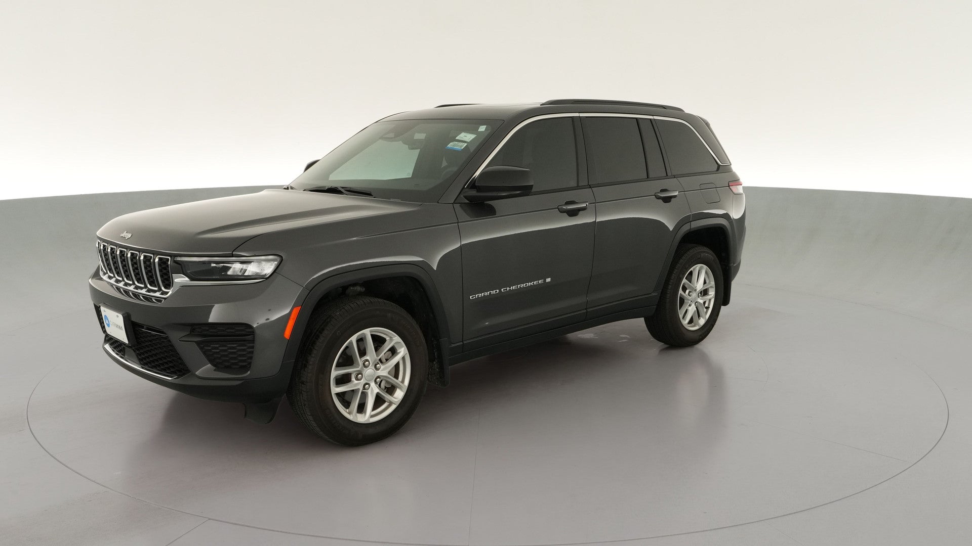 2025 Jeep Grand Cherokee vehicle photo