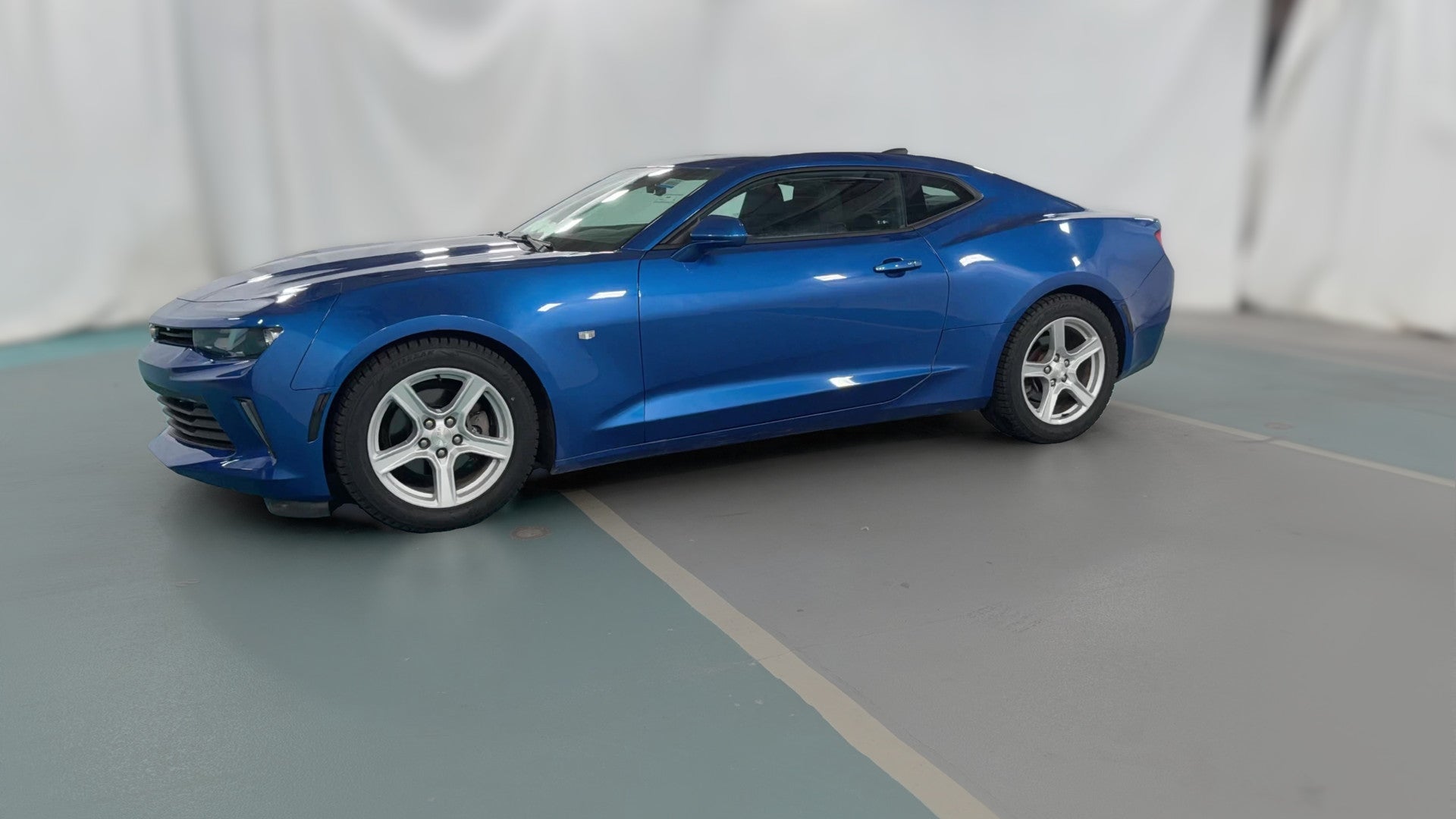 2016 Chevrolet Camaro vehicle photo