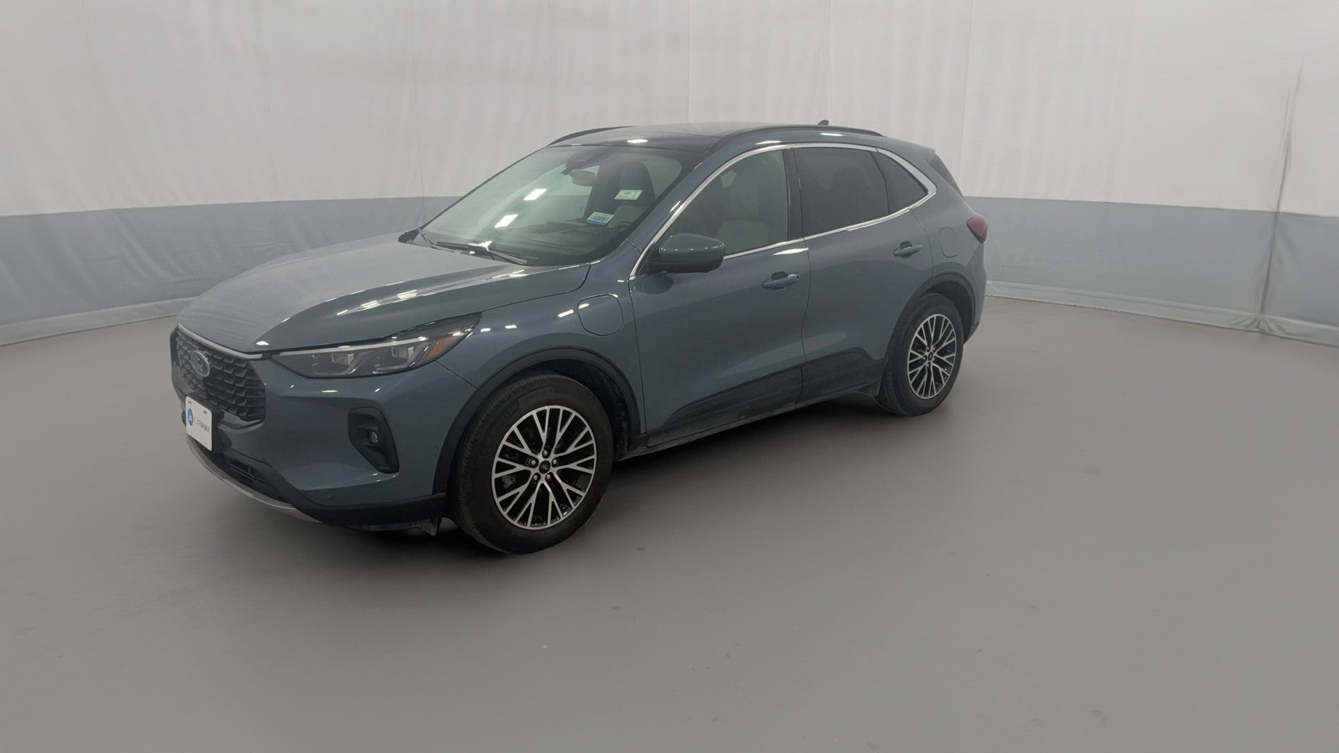 2023 Ford Escape Plug-in Hybrid vehicle photo