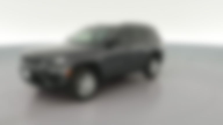 2025 Jeep Grand Cherokee vehicle photo