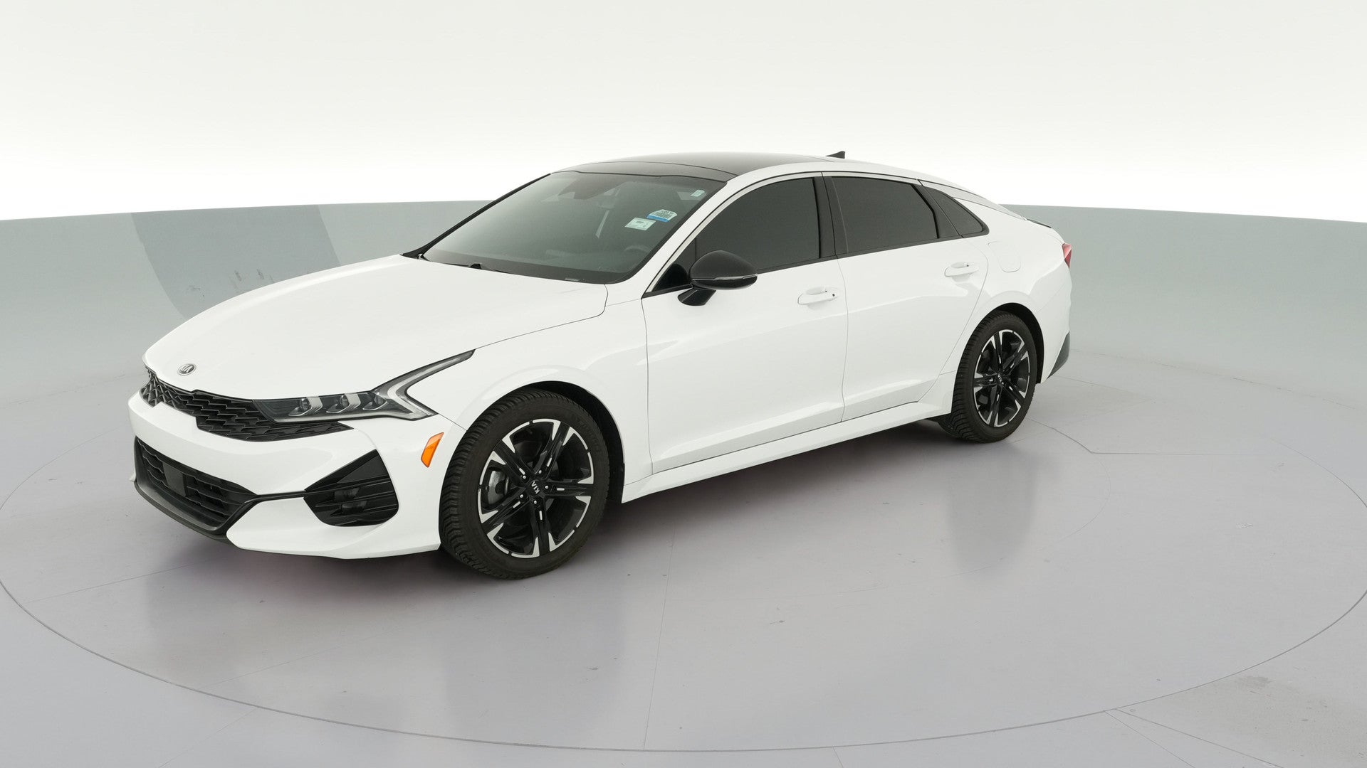 2021 Kia K5 vehicle photo