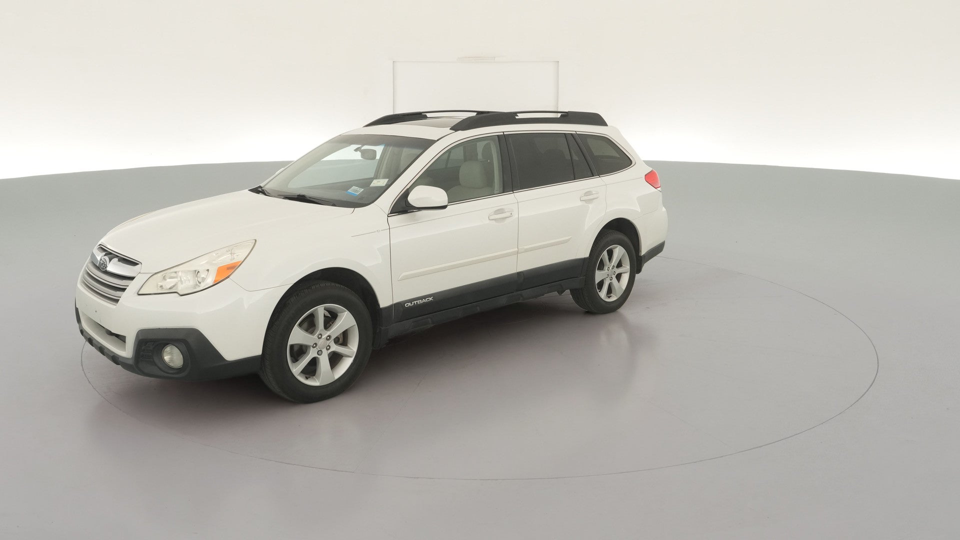 2013 Subaru Outback vehicle photo