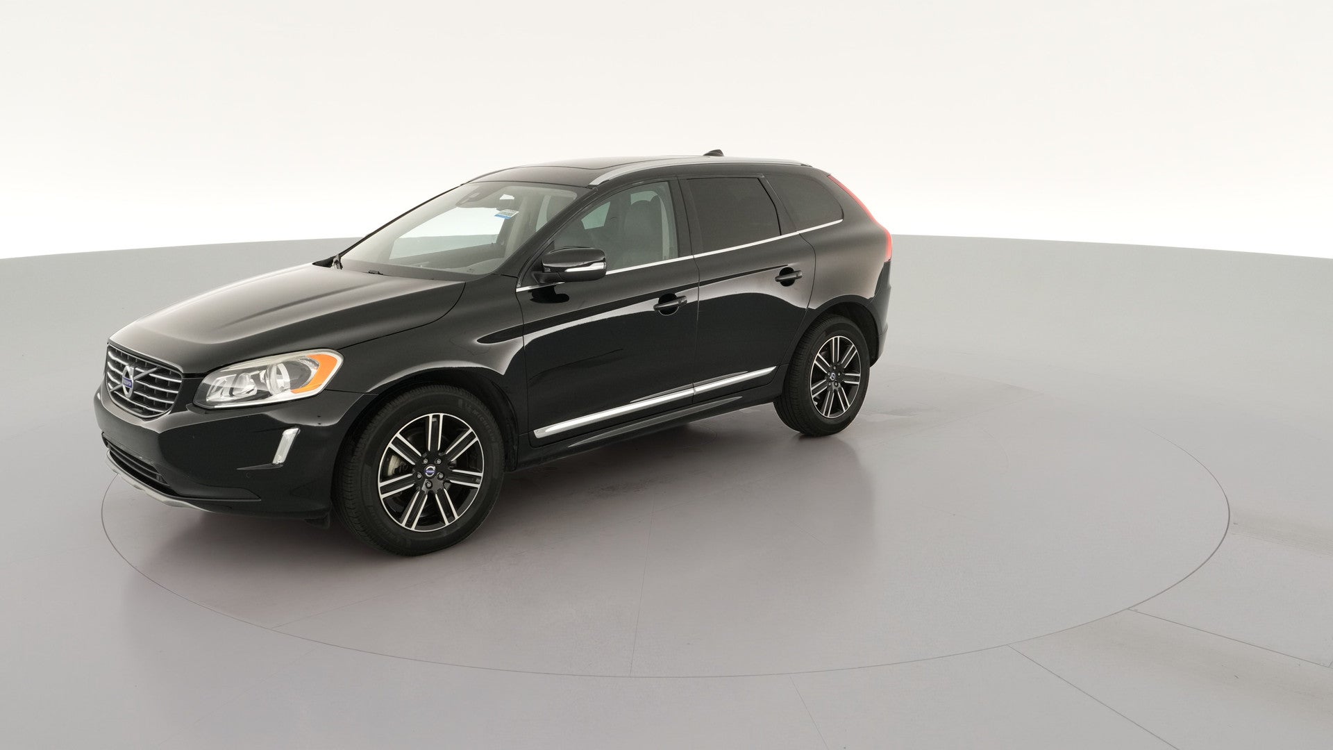 2016 Volvo XC60 vehicle photo