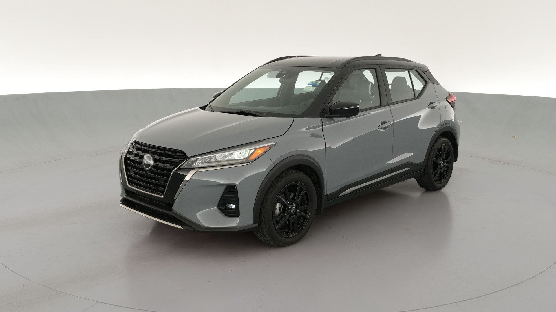 2023 Nissan Kicks vehicle photo