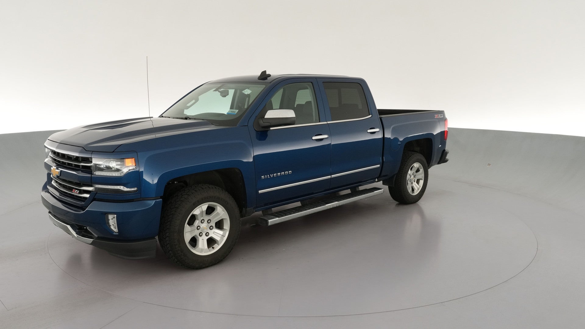 2017 Chevrolet Silverado 1500 Crew Cab vehicle photo