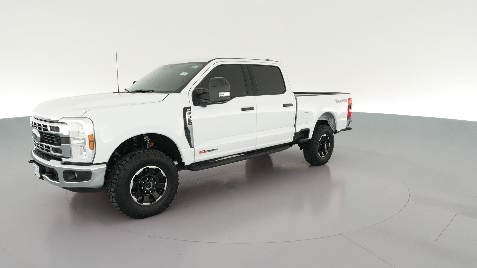2025 Ford F350 Super Duty Crew Cab vehicle photo