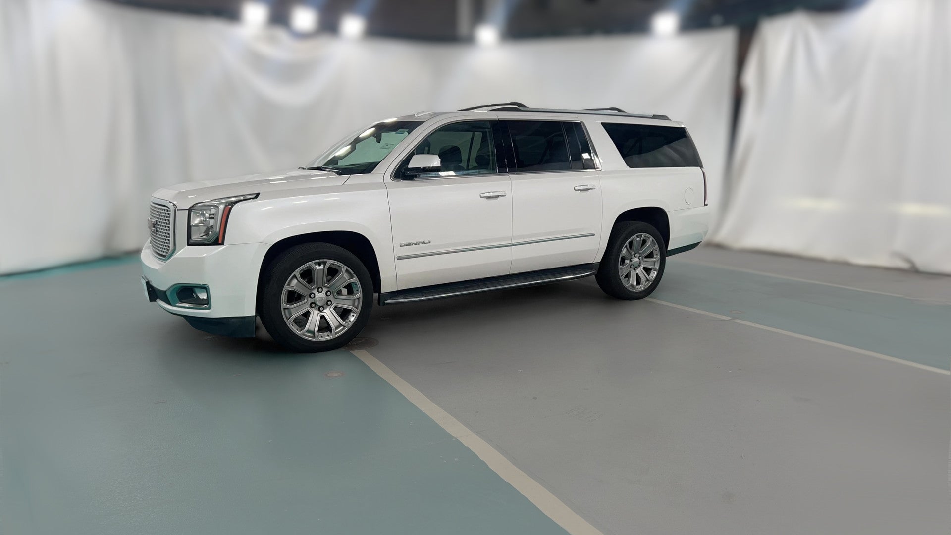 2017 GMC Yukon XL vehicle photo