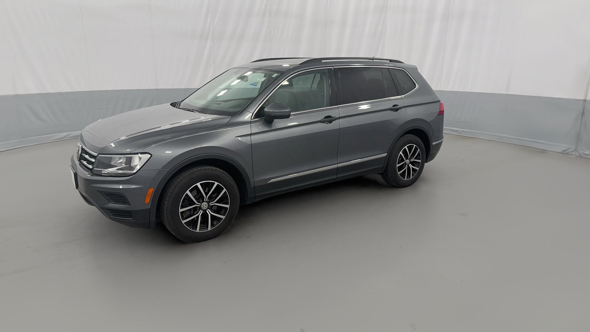 2021 Volkswagen Tiguan vehicle photo