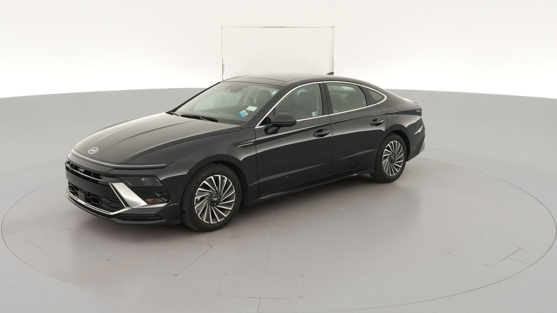 2025 Hyundai Sonata Hybrid vehicle photo