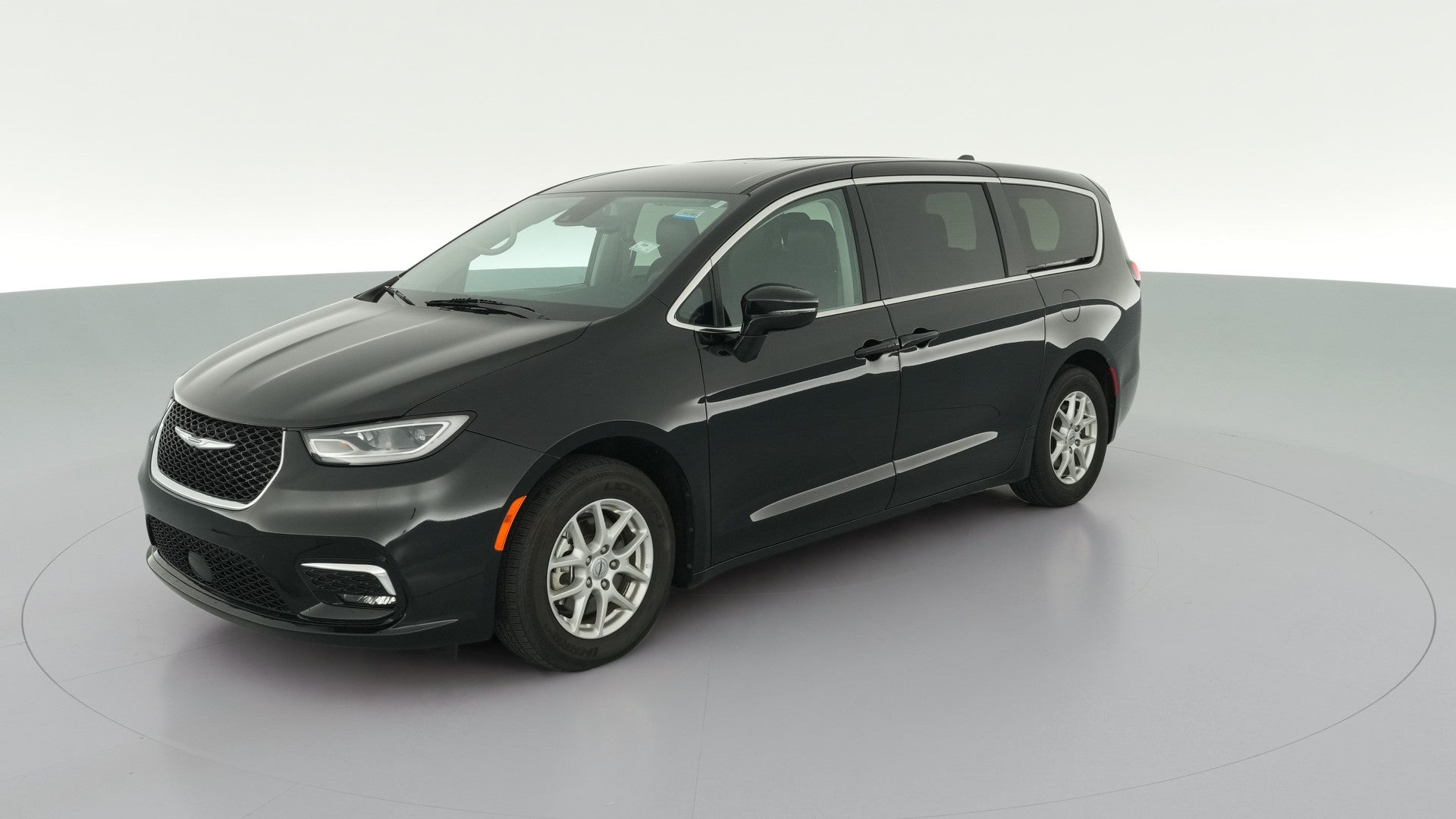 2024 Chrysler Pacifica vehicle photo