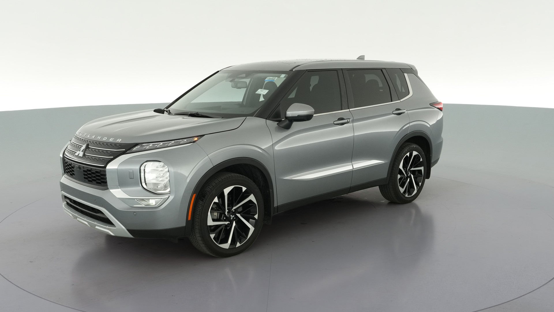 2024 Mitsubishi Outlander vehicle photo