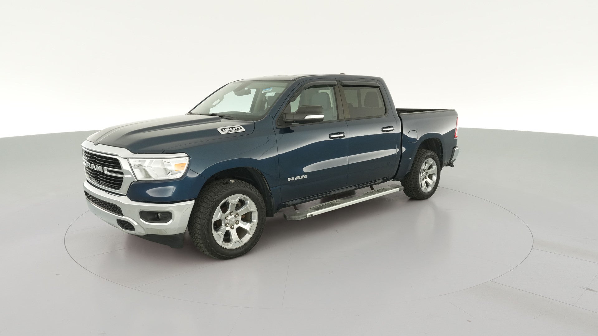 2020 Ram 1500 Crew Cab vehicle photo