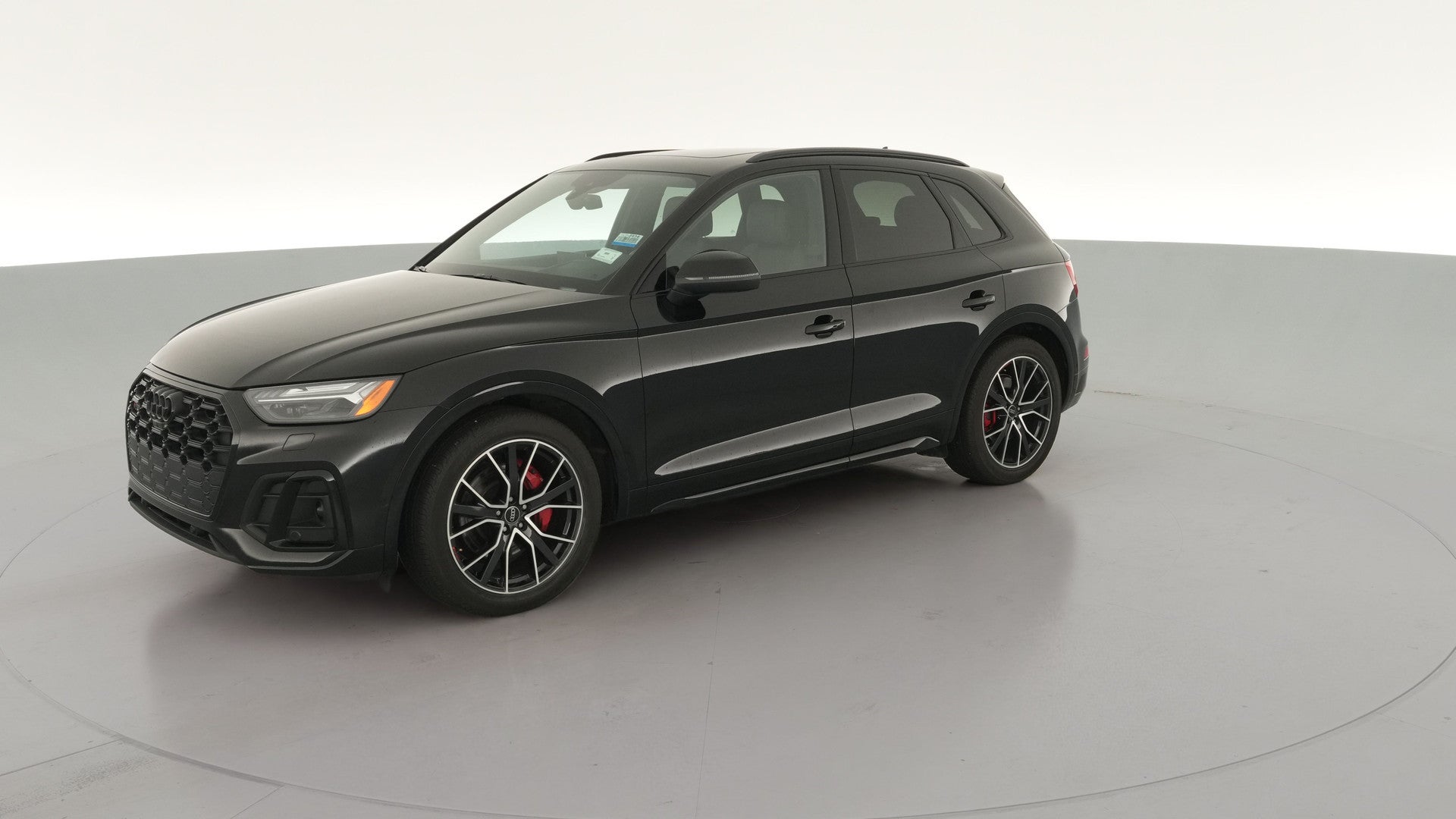 2024 Audi SQ5 vehicle photo