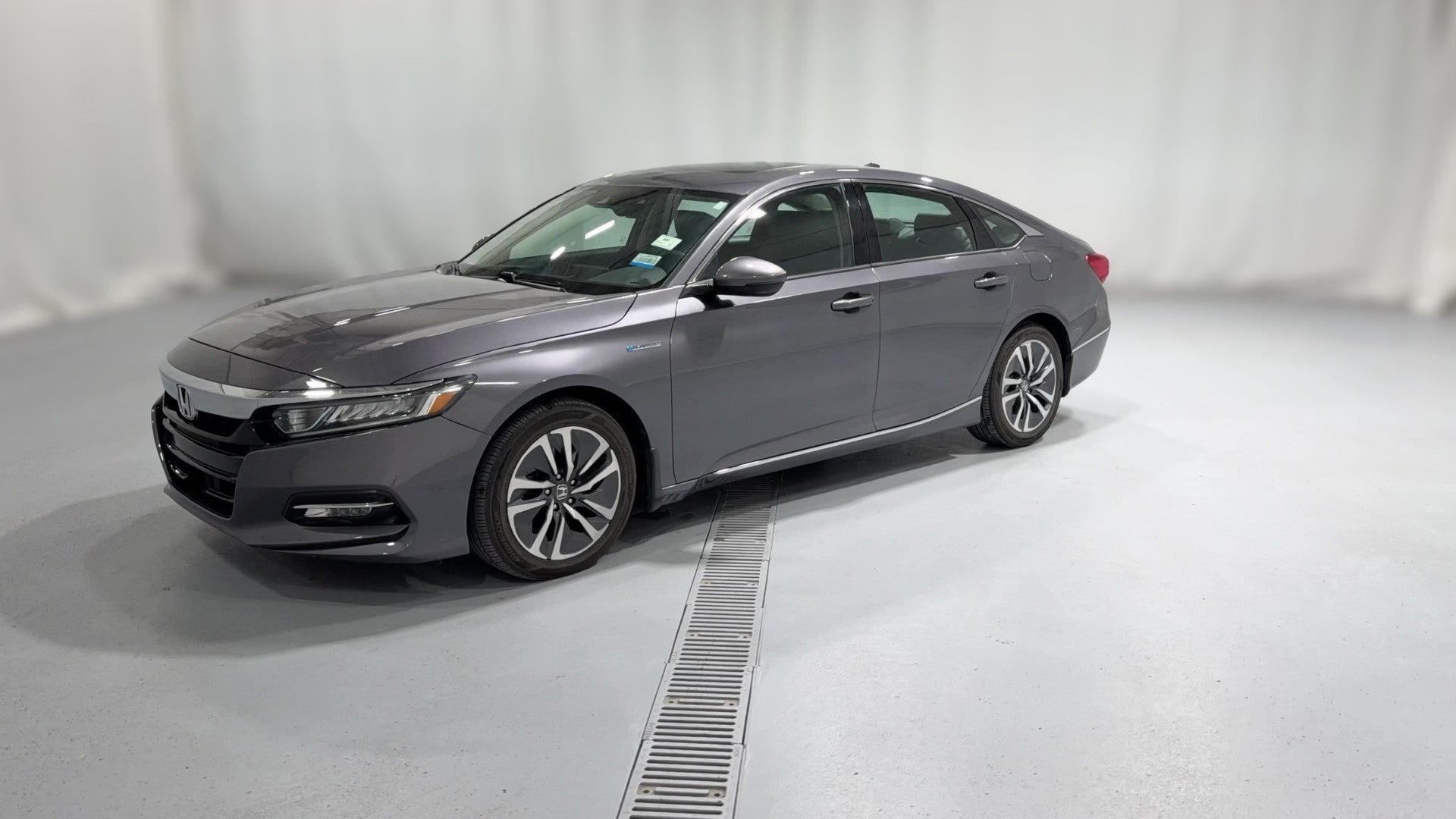 2020 Honda Accord Hybrid vehicle photo