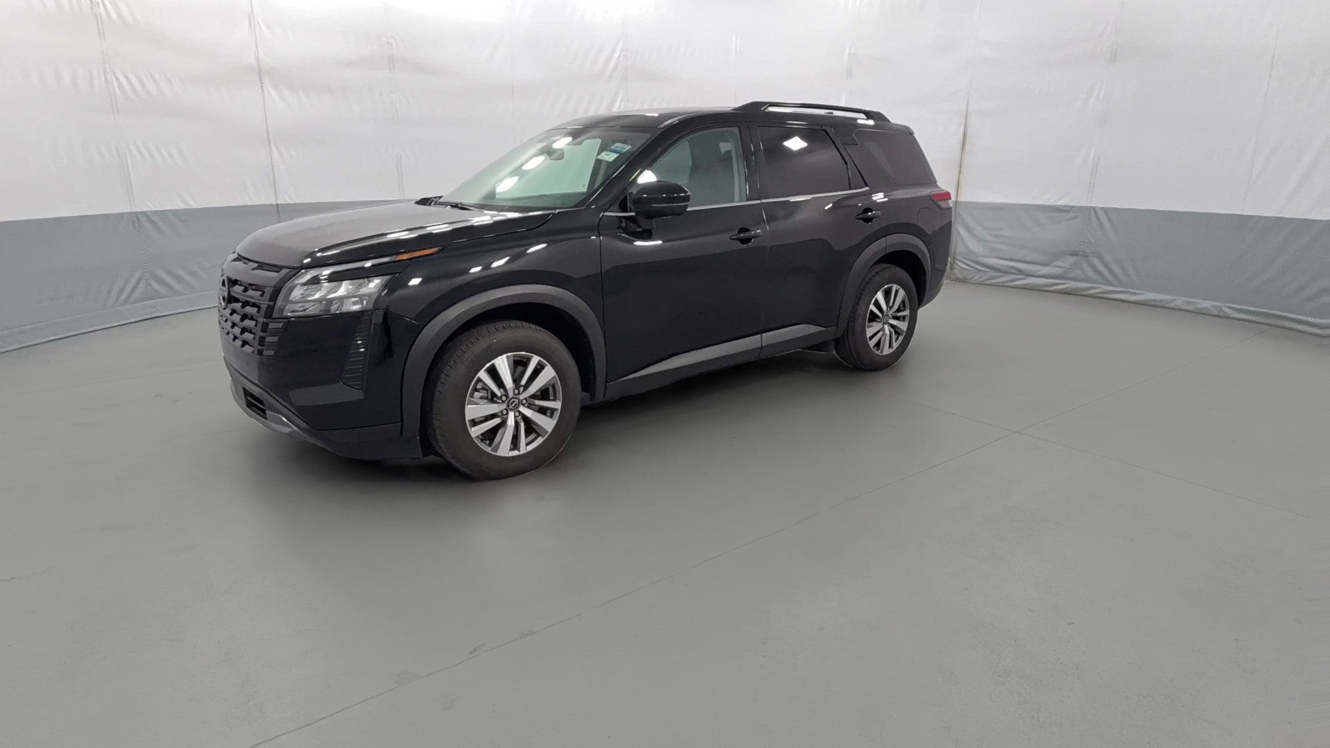 2026 Nissan Pathfinder vehicle photo