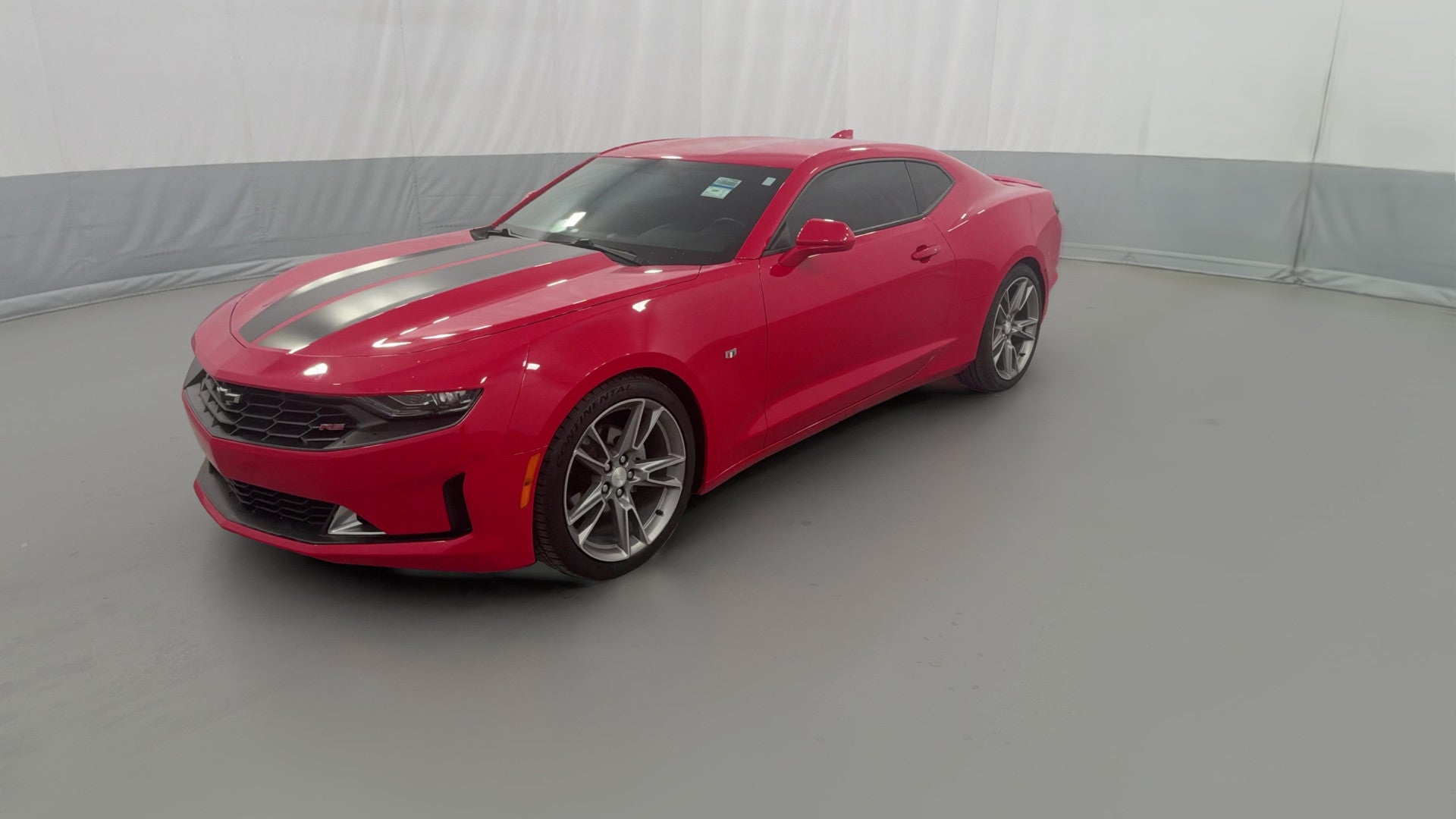 2021 Chevrolet Camaro vehicle photo