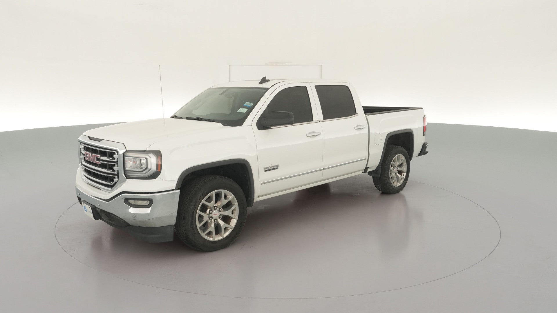 2017 GMC Sierra 1500 Crew Cab vehicle photo