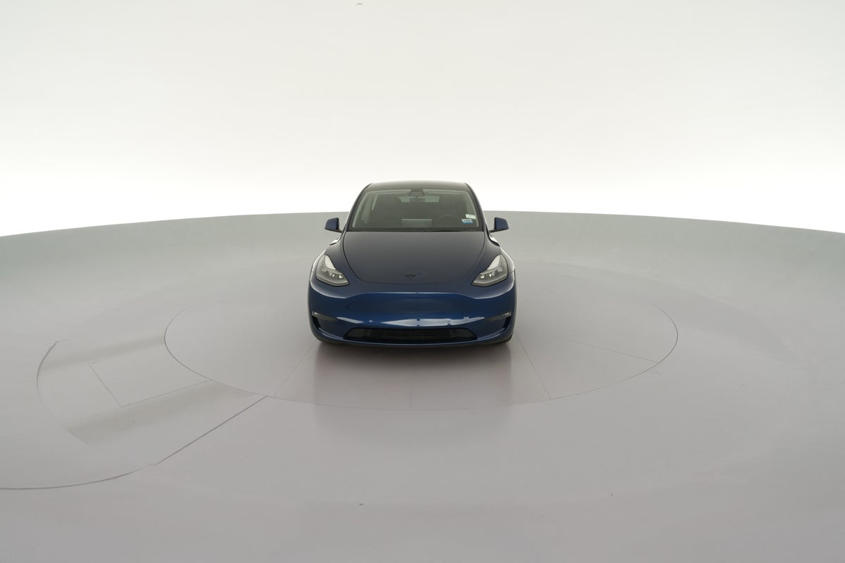 2022 Tesla Model Y Performance All-Wheel Drive in Deep Blue Metallic — 360° view 1