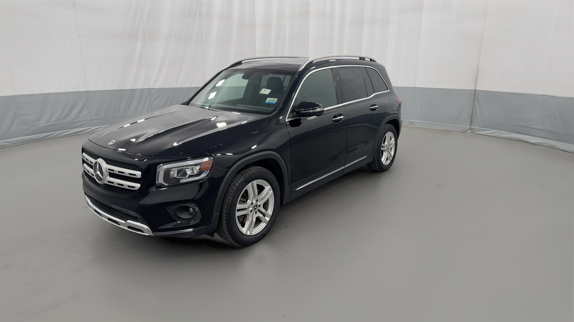 2021 Mercedes-Benz GLB vehicle photo