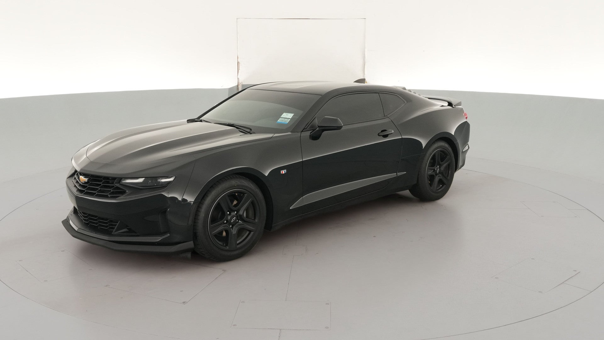 2019 Chevrolet Camaro vehicle photo