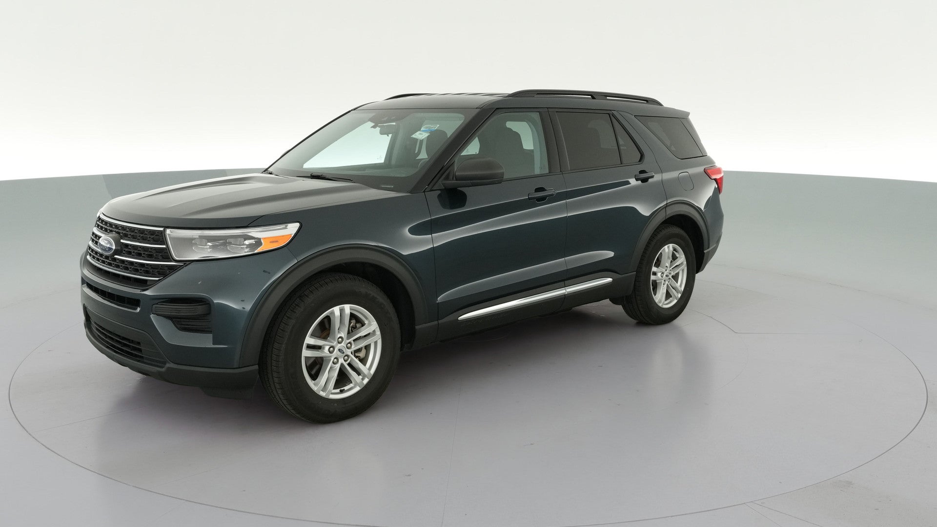 2022 Ford Explorer vehicle photo
