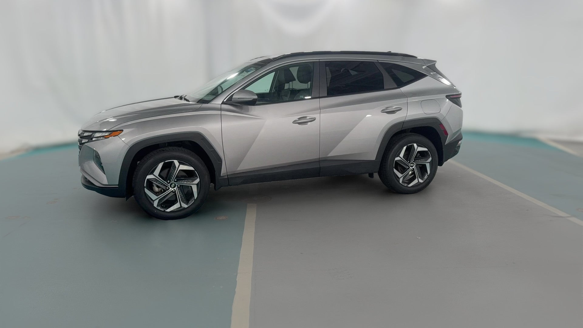 2023 Hyundai Tucson Hybrid vehicle photo