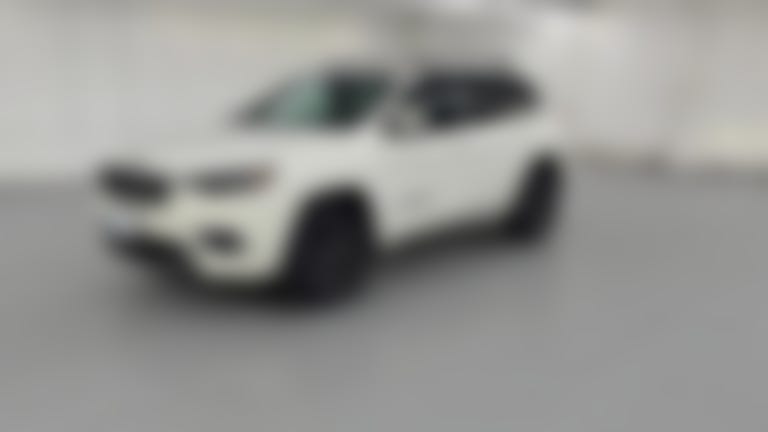 2019 Jeep Cherokee vehicle photo
