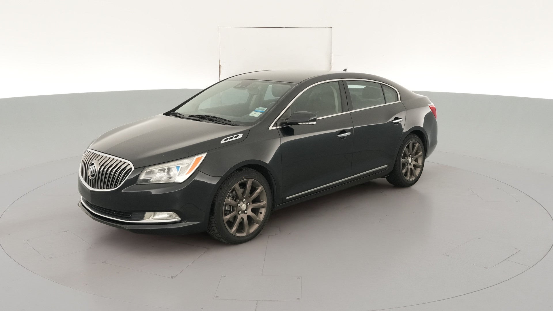 2014 Buick LaCrosse vehicle photo
