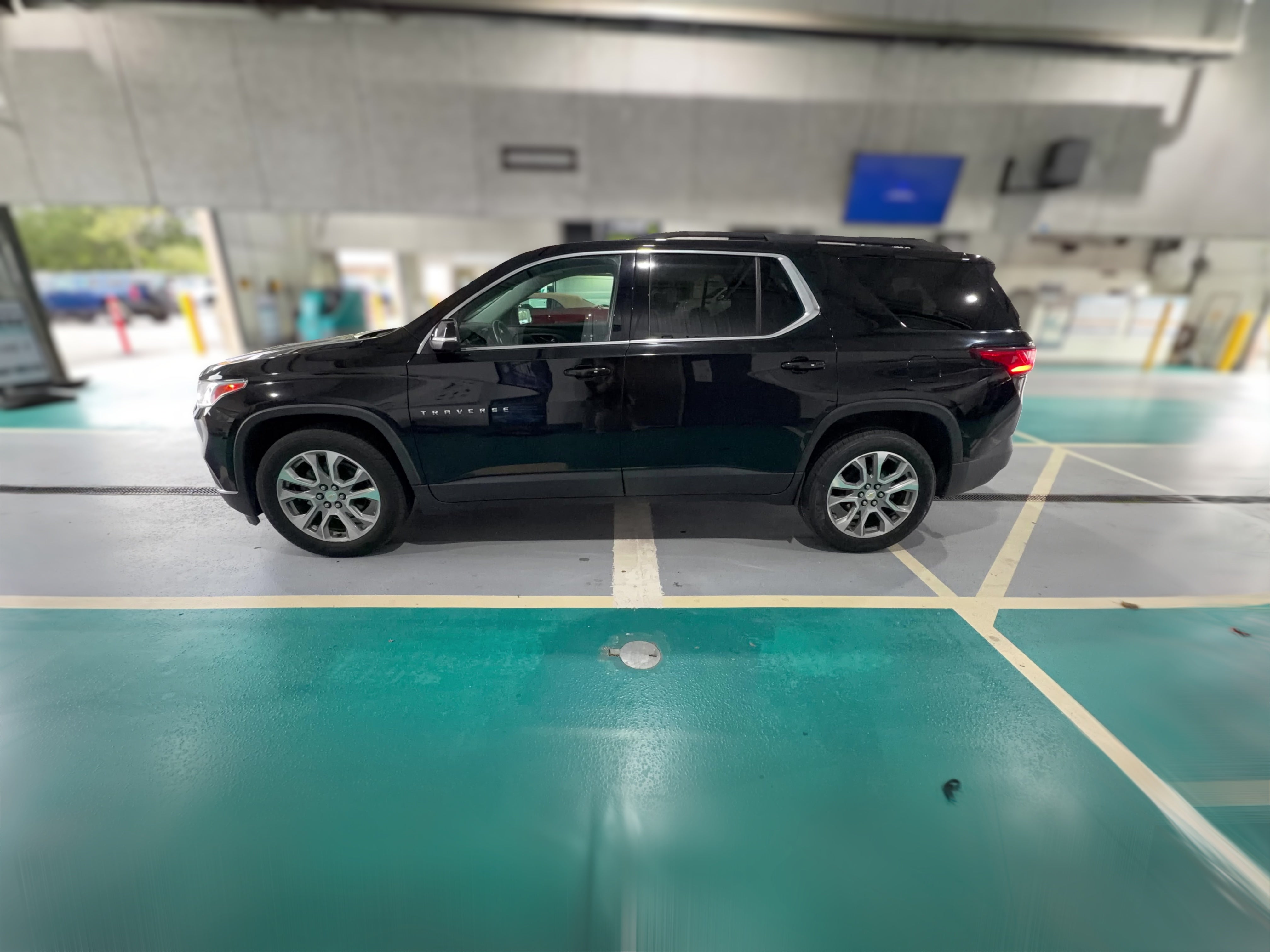 2021 Chevrolet Traverse 3LT - Photo 31