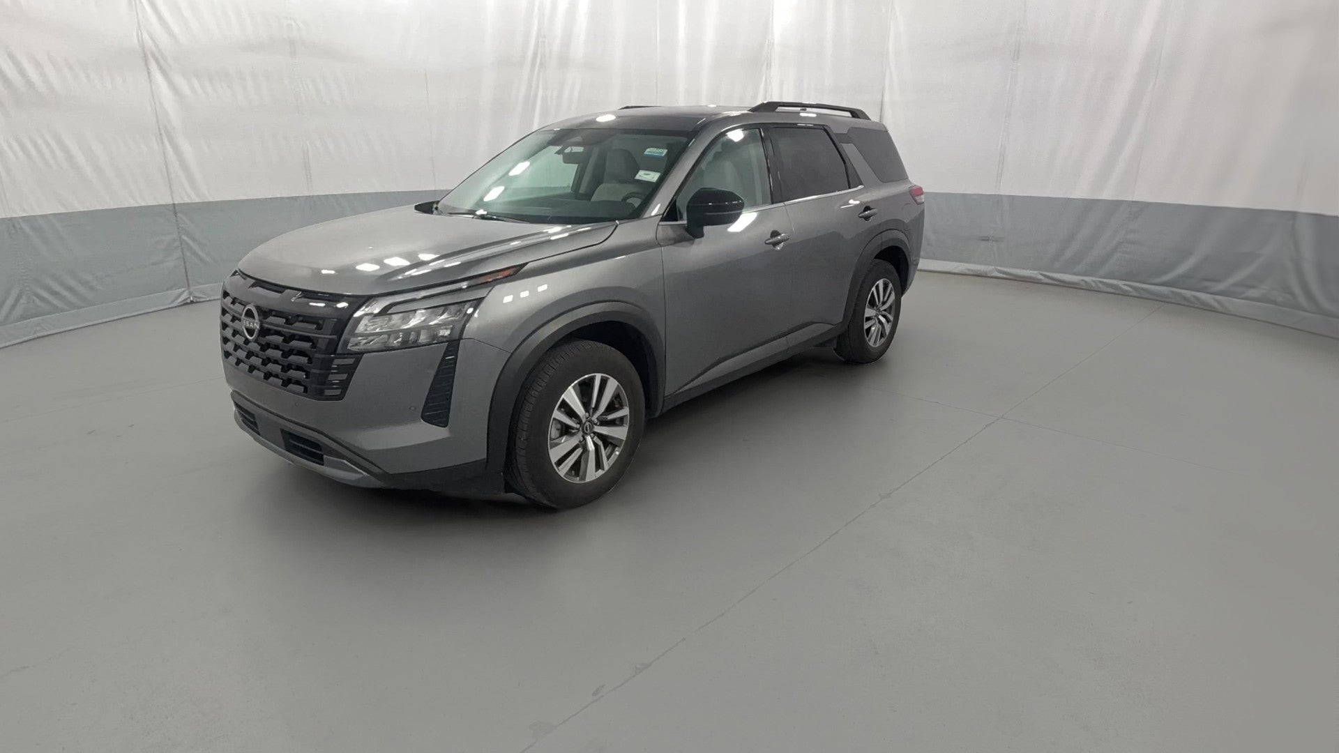 2026 Nissan Pathfinder vehicle photo