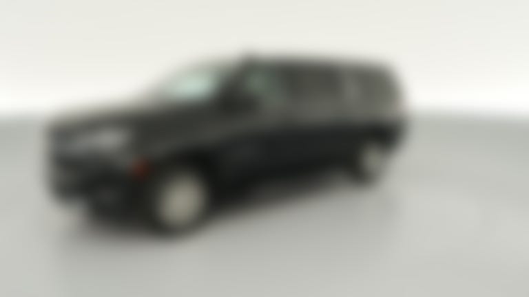 2023 Chevrolet Suburban vehicle photo