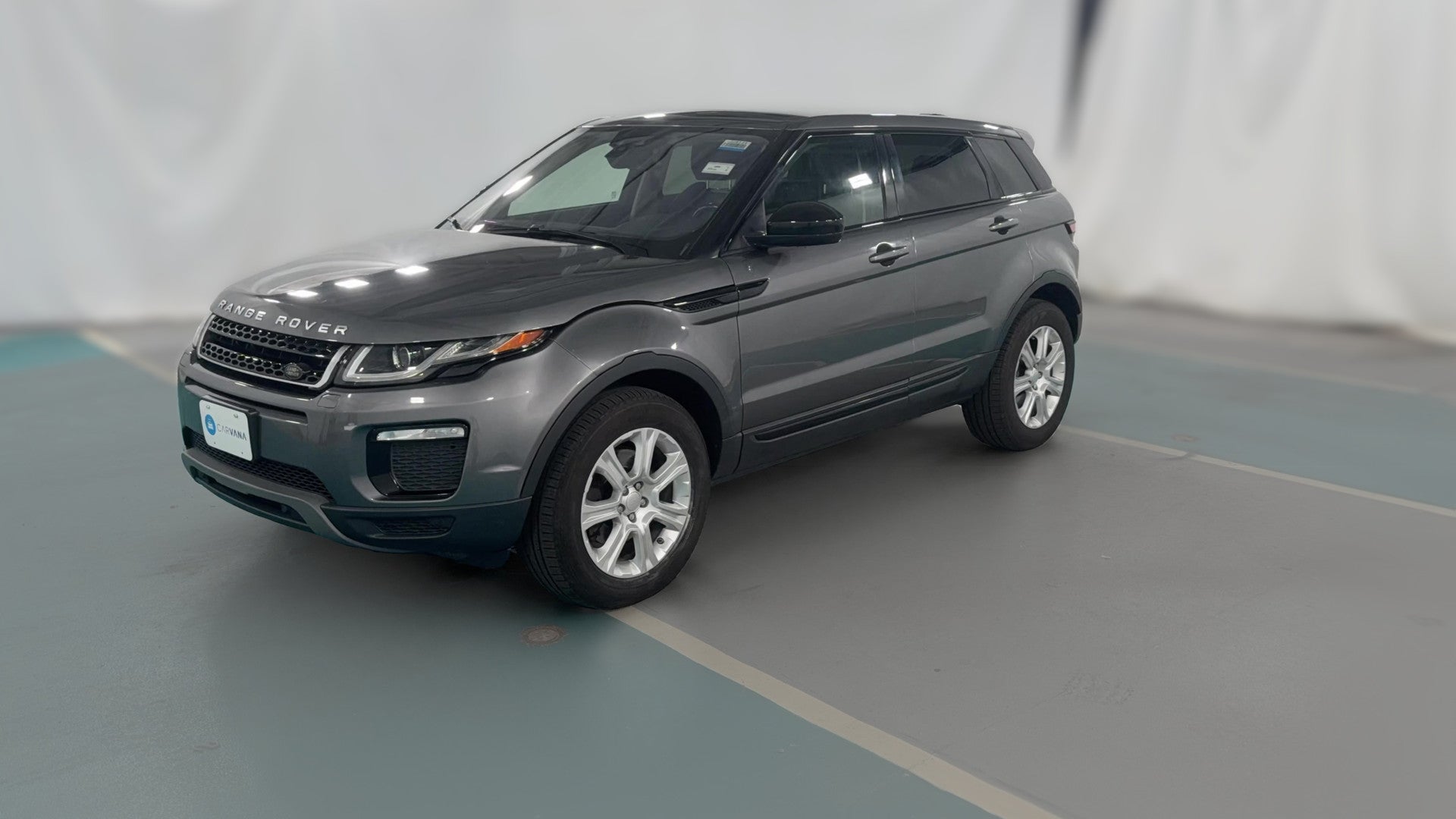 2018 Land Rover Range Rover Evoque vehicle photo