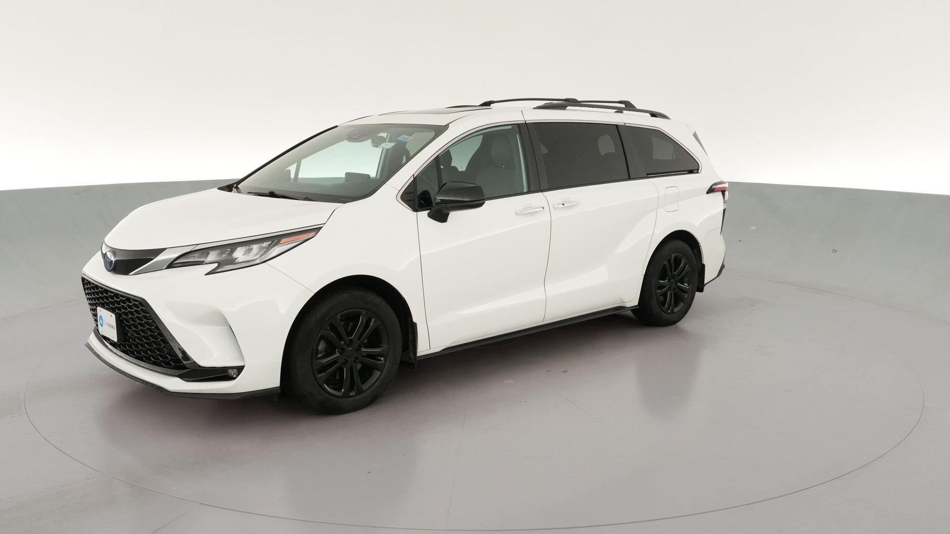 2024 Toyota Sienna vehicle photo