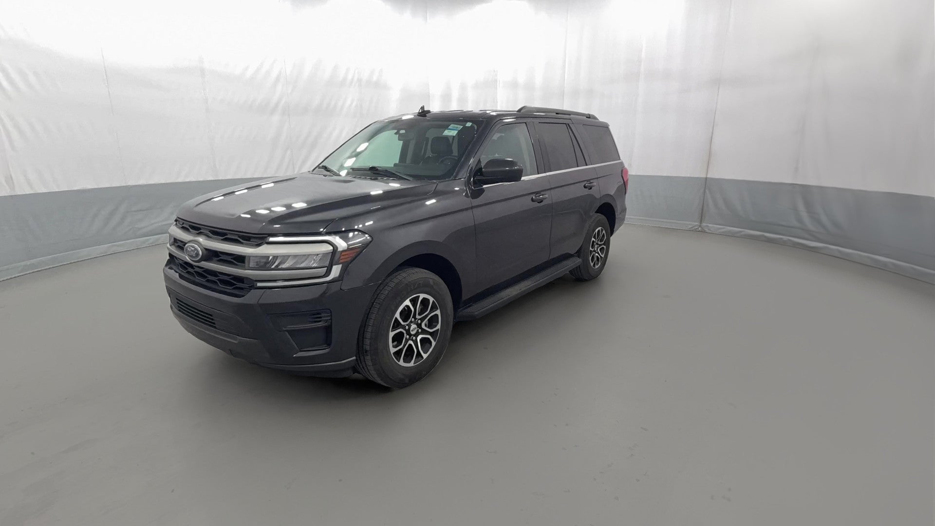 2024 Ford Expedition vehicle photo