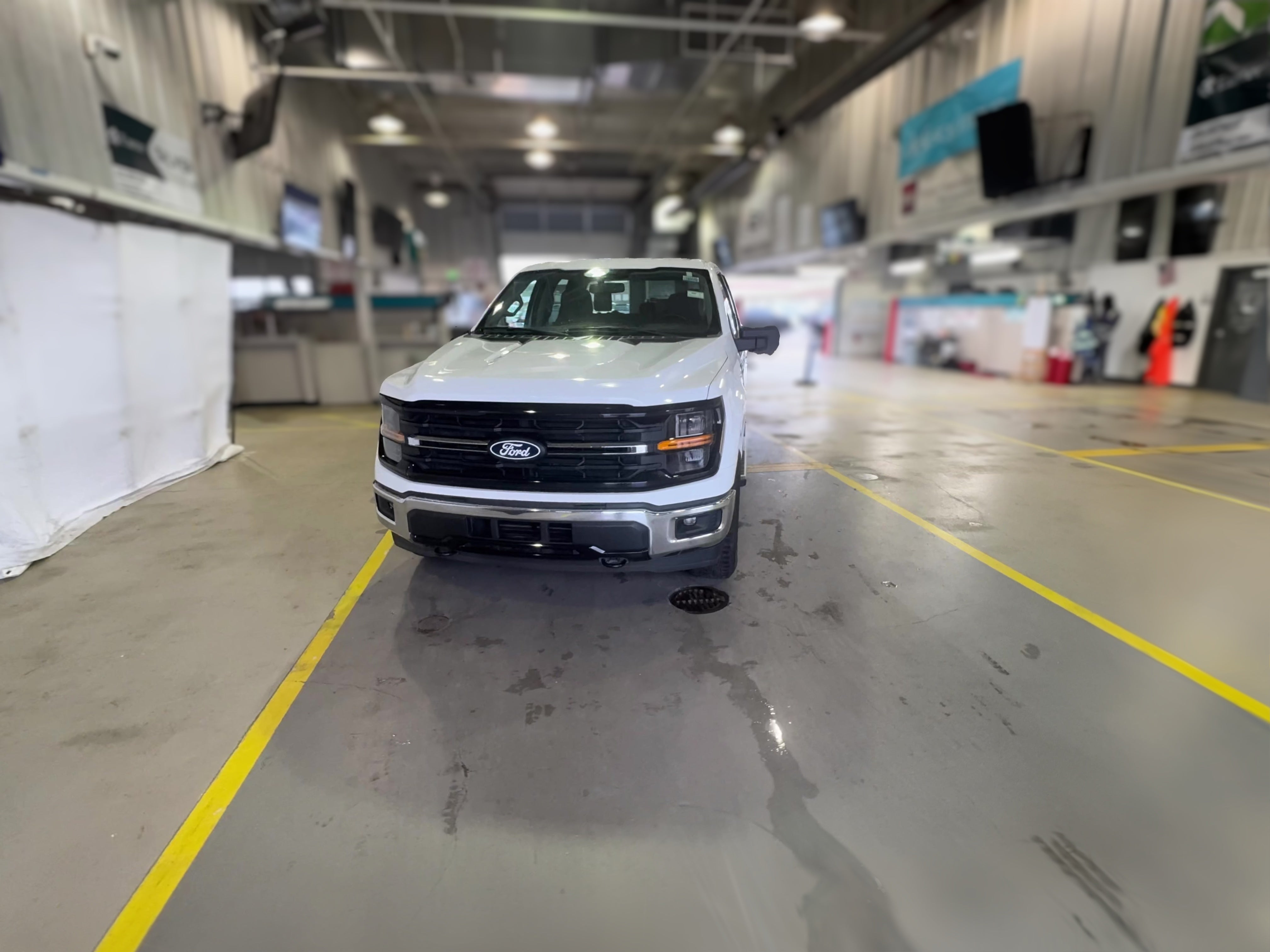 2024 Ford F-150 XLT - Photo 26