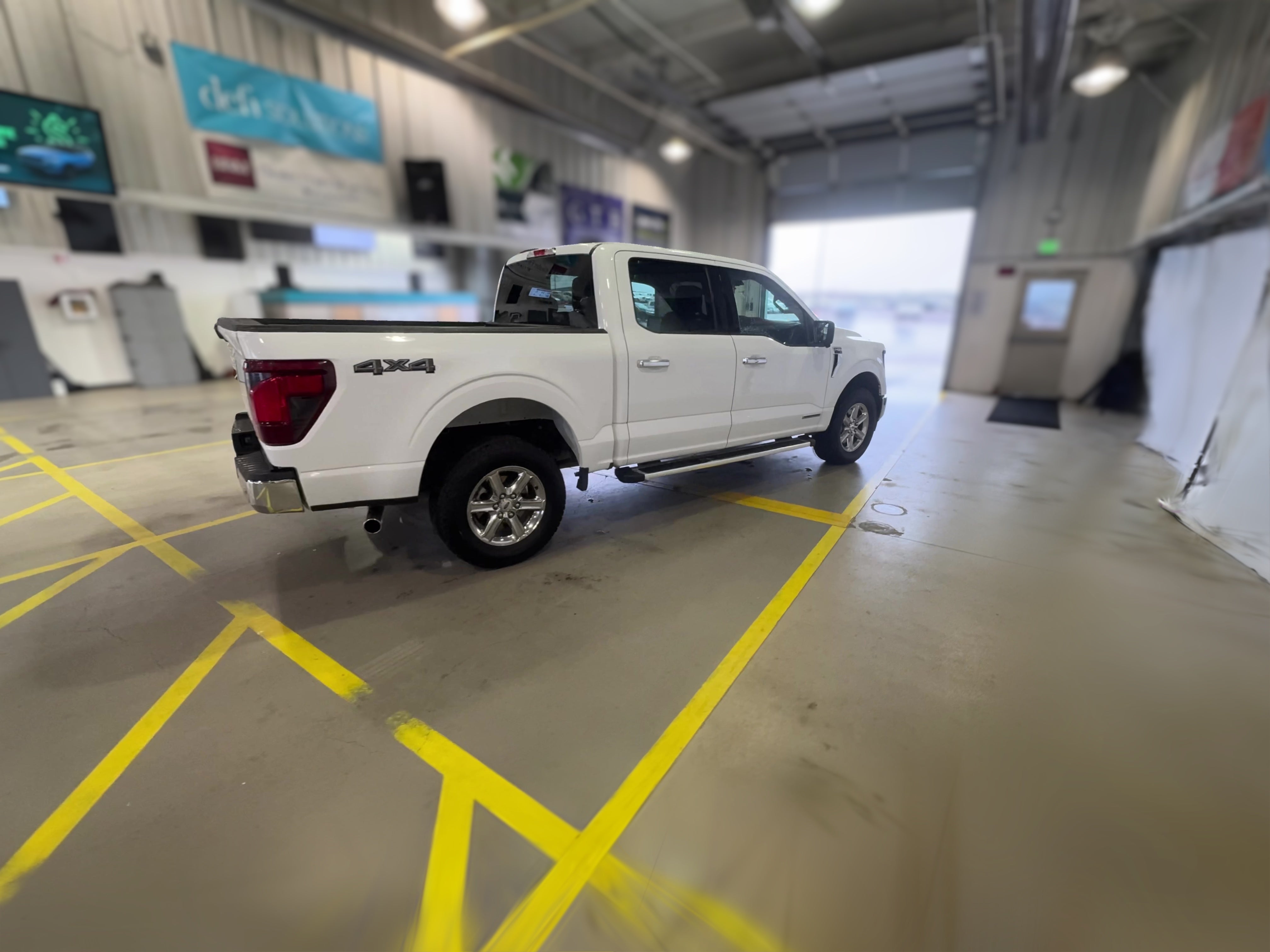 2024 Ford F-150 XLT - Photo 36