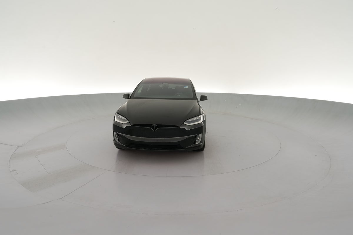 2018 Tesla Model X 75D in Solid Black — 360° view 1