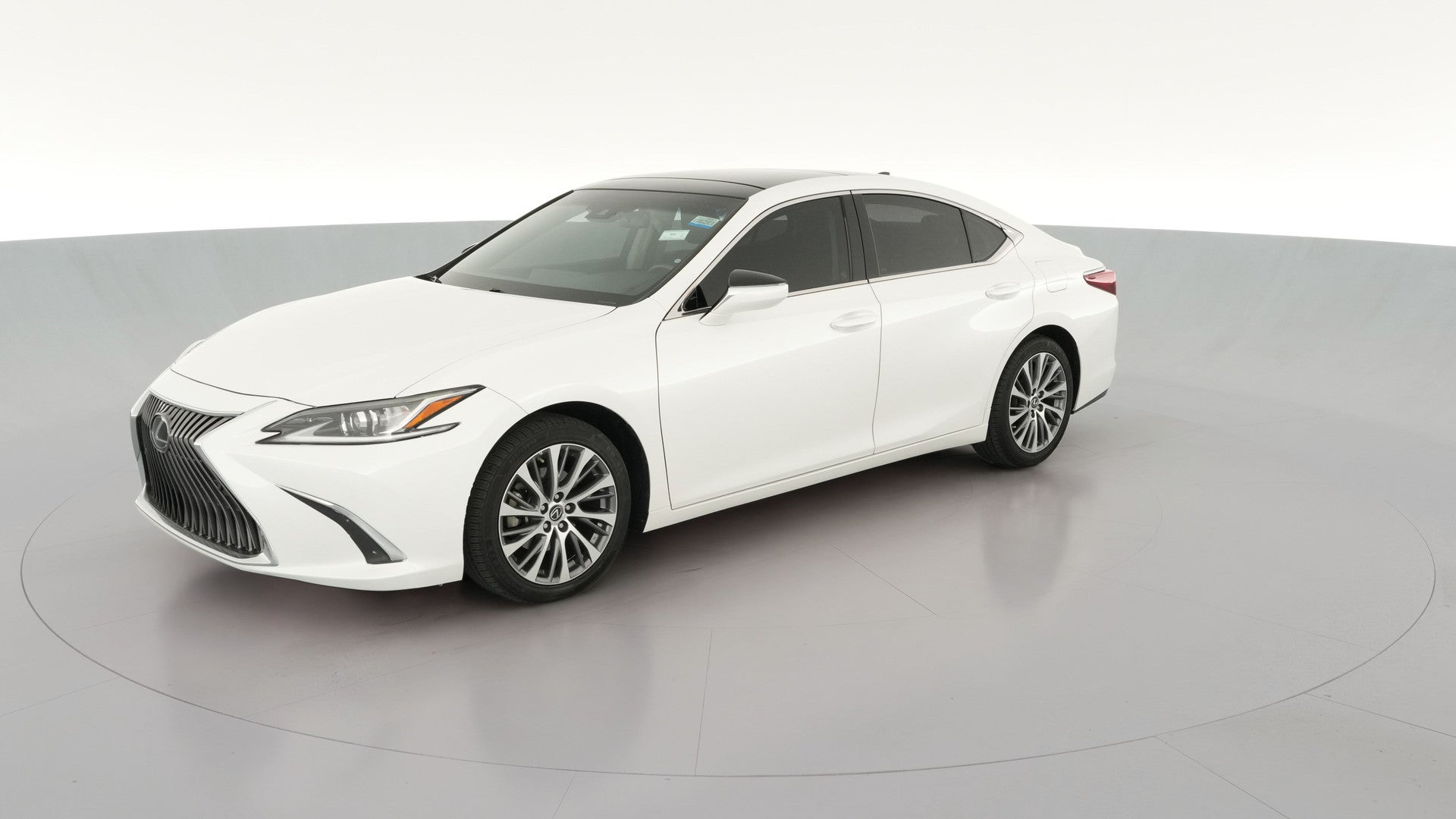 2019 Lexus ES vehicle photo