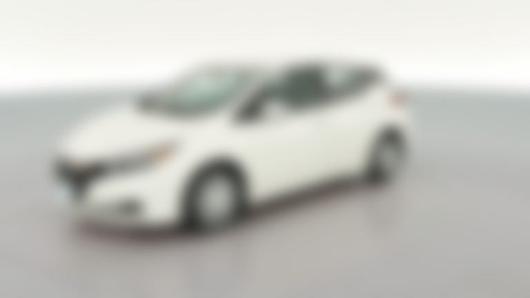 2025 Nissan LEAF vehicle photo