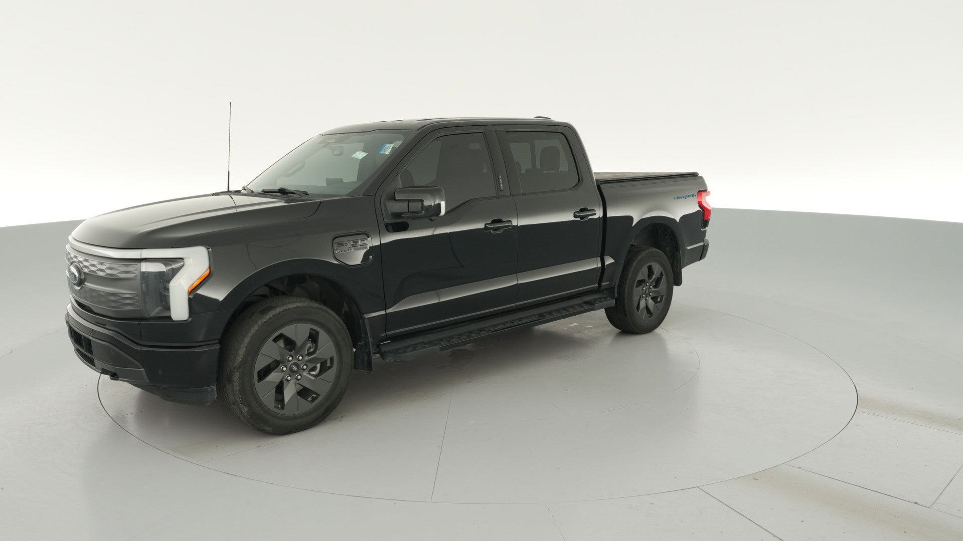2023 Ford F150 Lightning vehicle photo