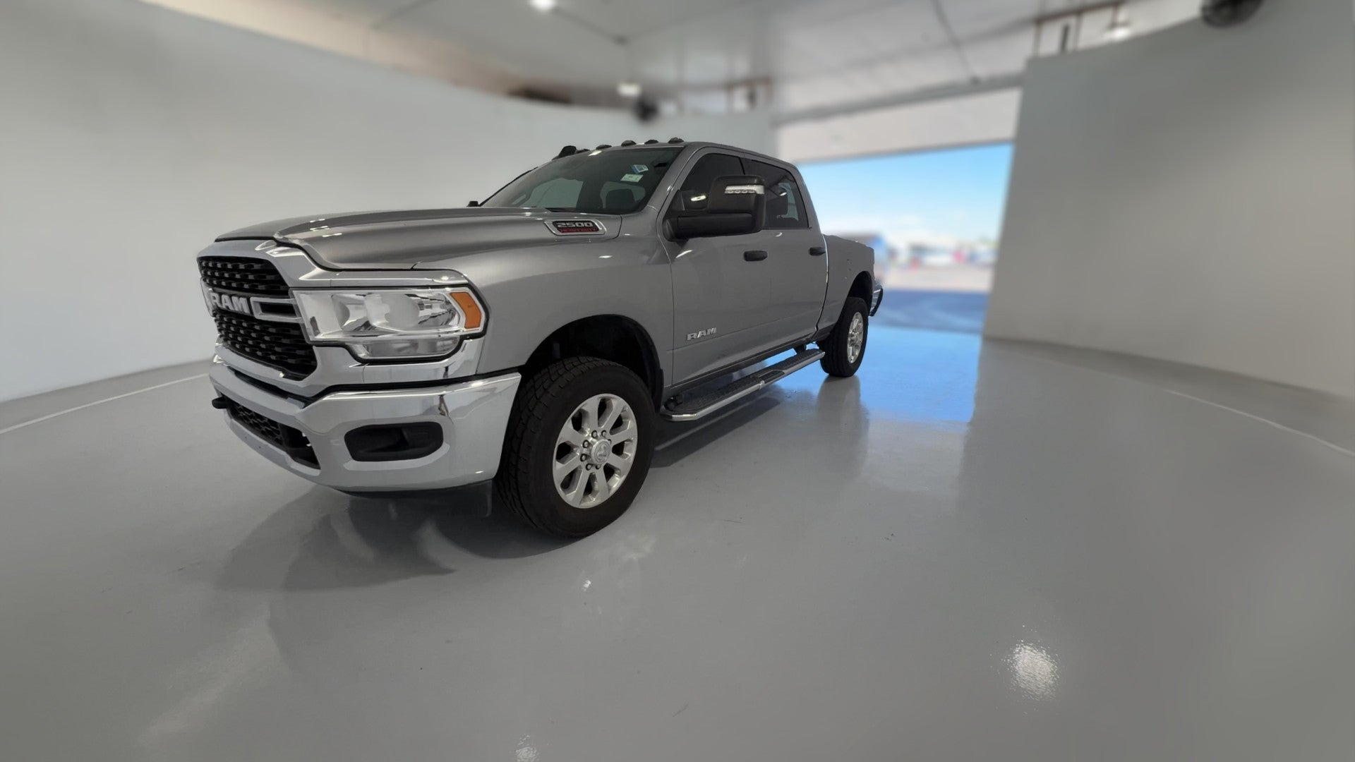 2023 Ram 2500 Crew Cab vehicle photo