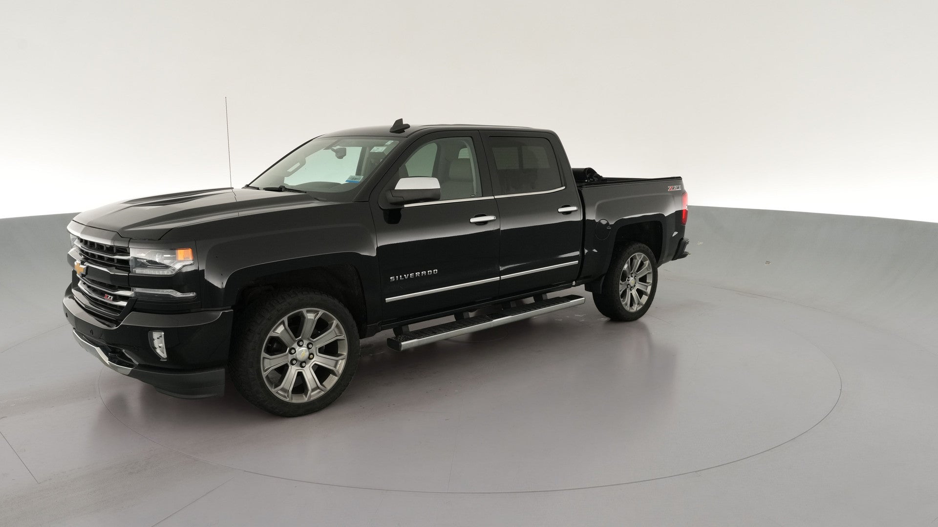 2017 Chevrolet Silverado 1500 Crew Cab vehicle photo