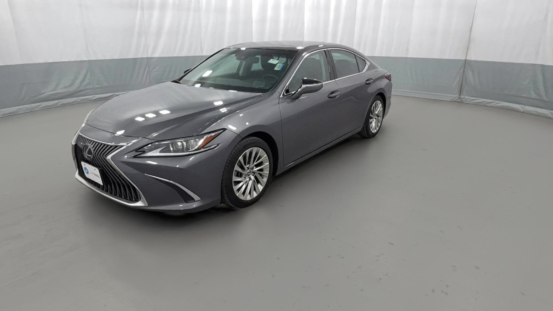 2019 Lexus ES vehicle photo