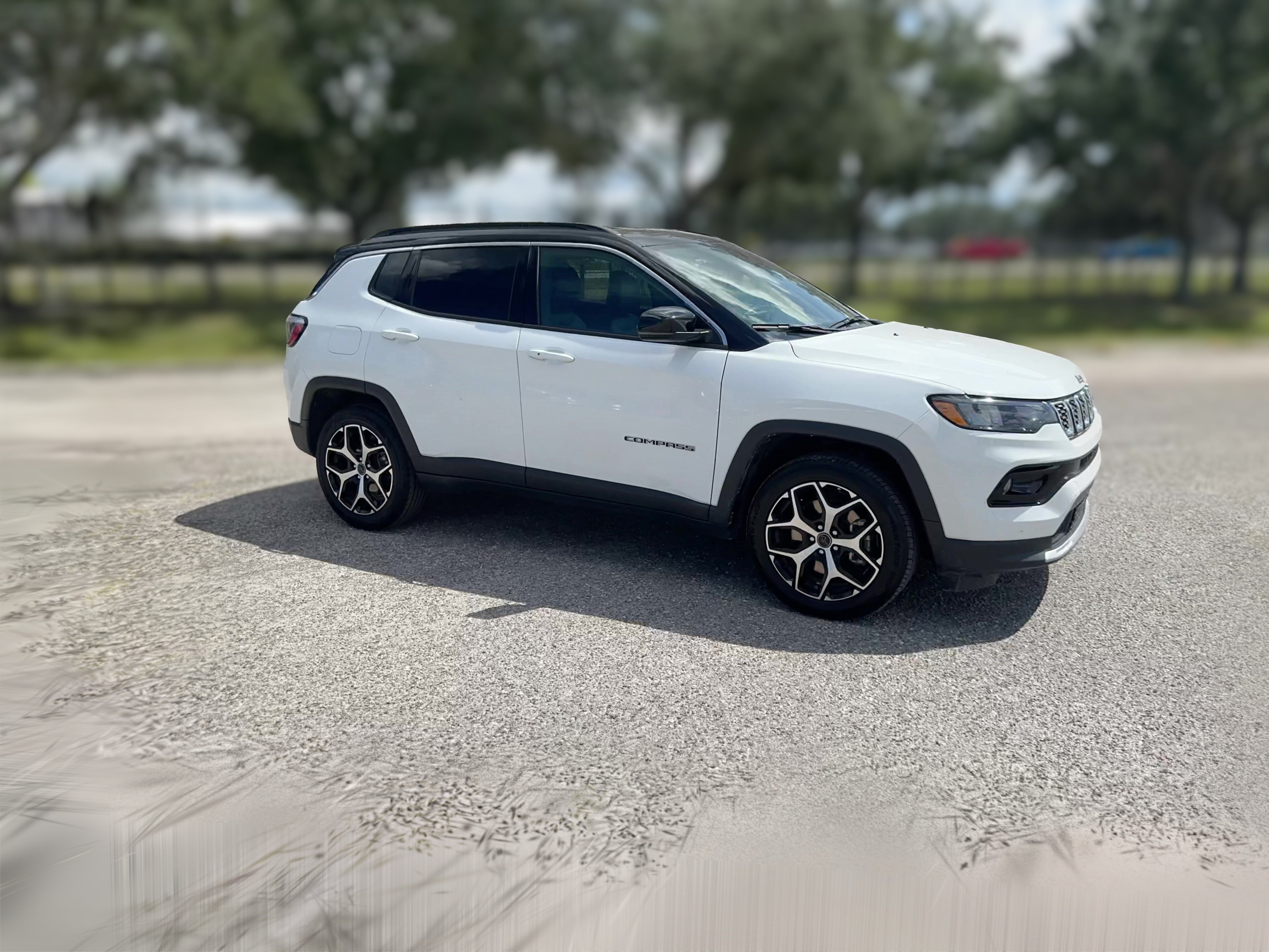 2025 Jeep Compass Limited - Photo 33