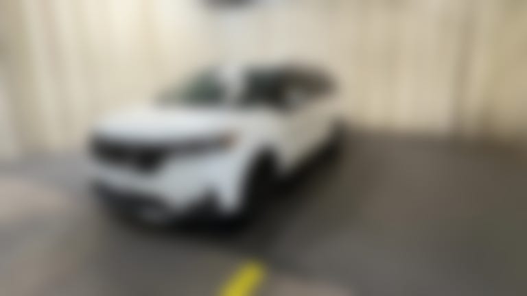 2023 Kia Carnival vehicle photo